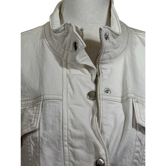 Abercrombie & Fitch white denim Jacket, Y2K revival, streetwear, moto inspired - Picture 4 of 6